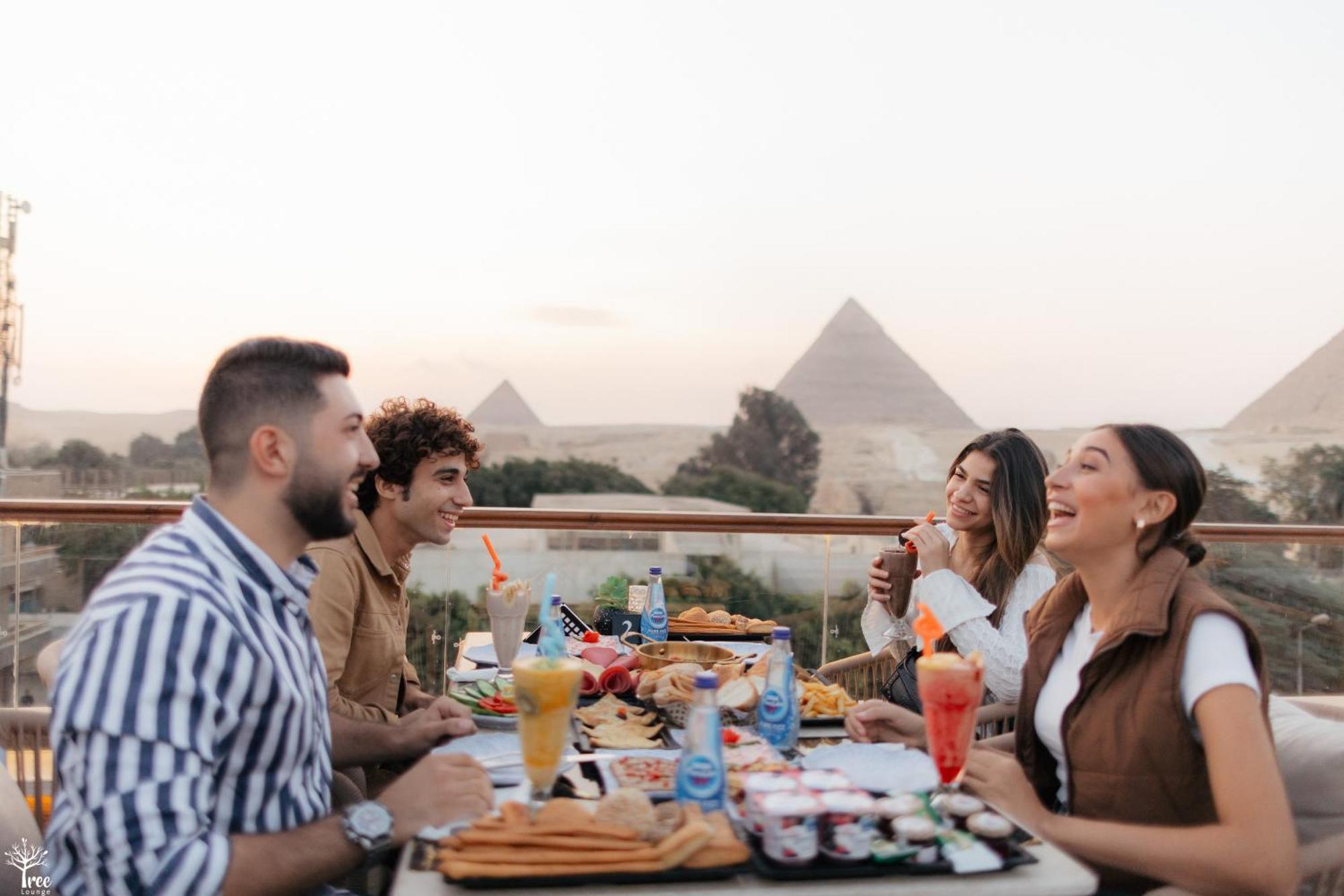 Tree Lounge Pyramids View Inn , Sphinx Giza Kafret el-Gabal Exterior foto